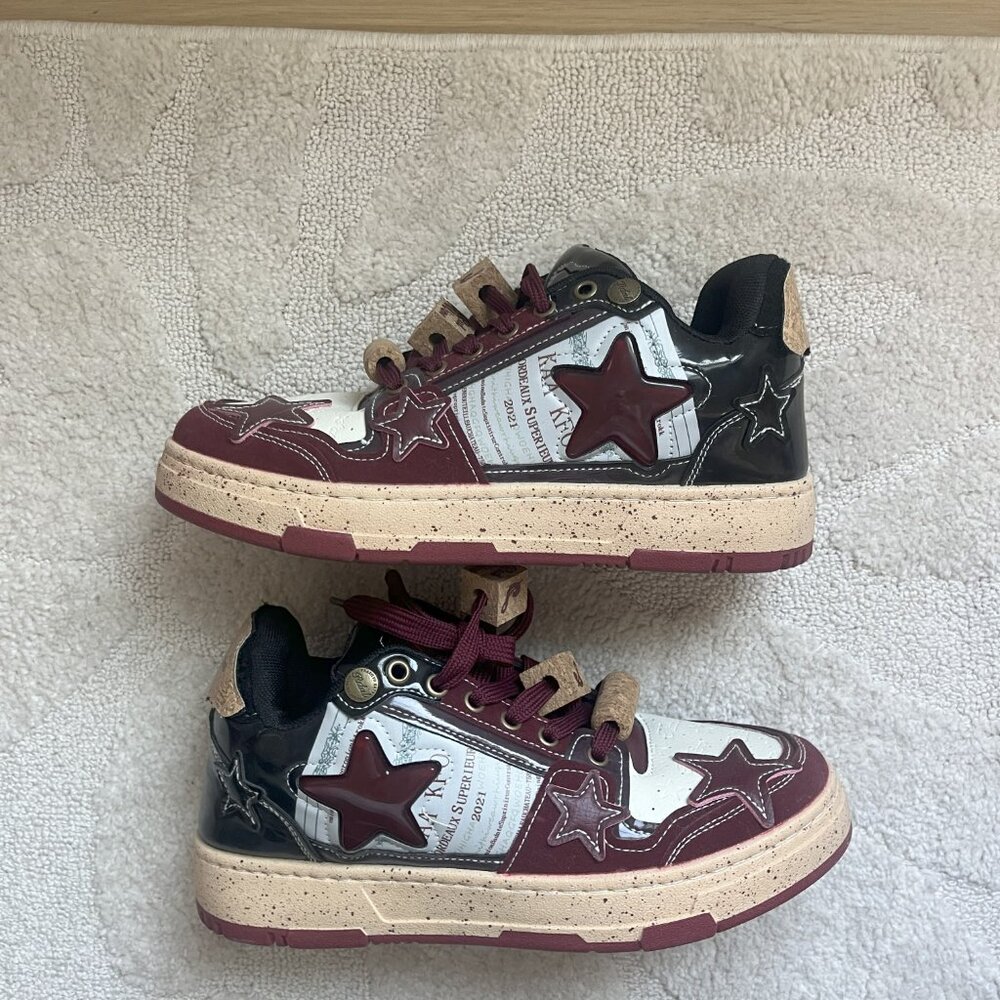 SHEIN Red Wine Star Sneakers